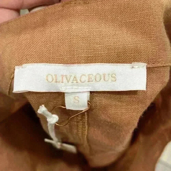 Olivaceous High Waisted Shorts size Small - Picture 4 of 5